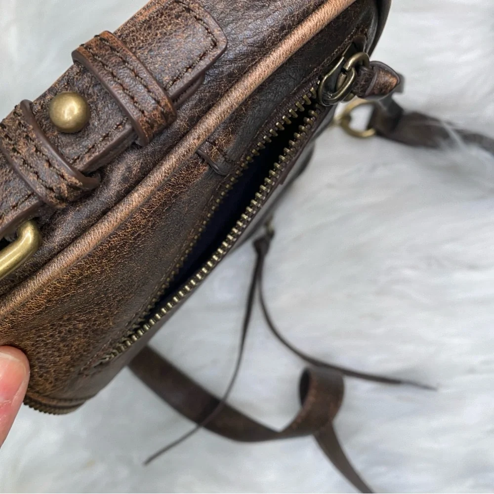 Marc New York Andrew Marc Brown Leather Crossbody Bag Multiple Zipper Pockets